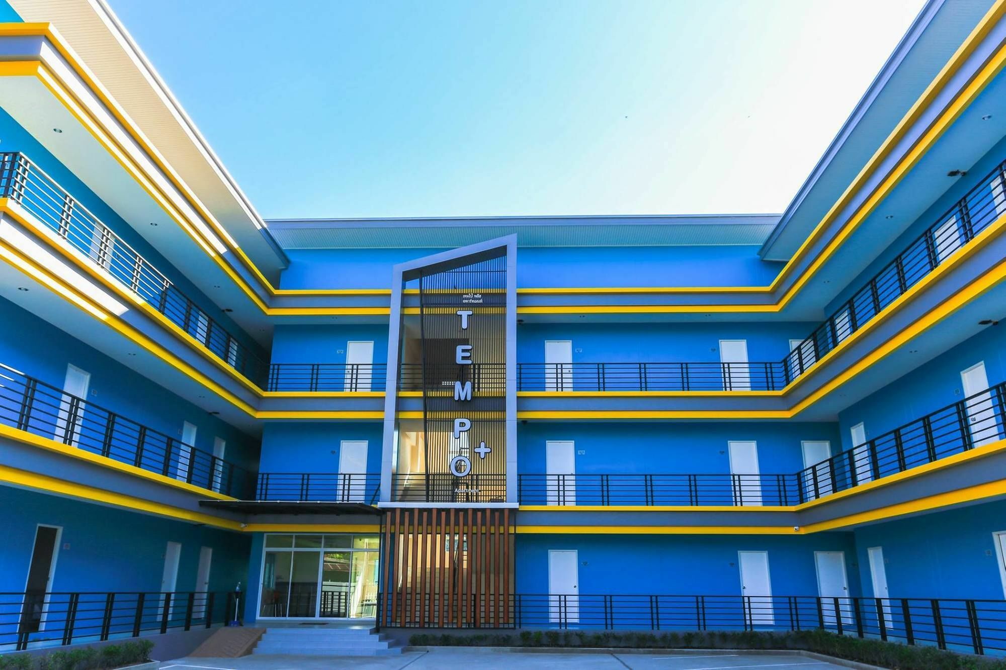 Tempo Plus Apartment Mae Sot Exteriör bild